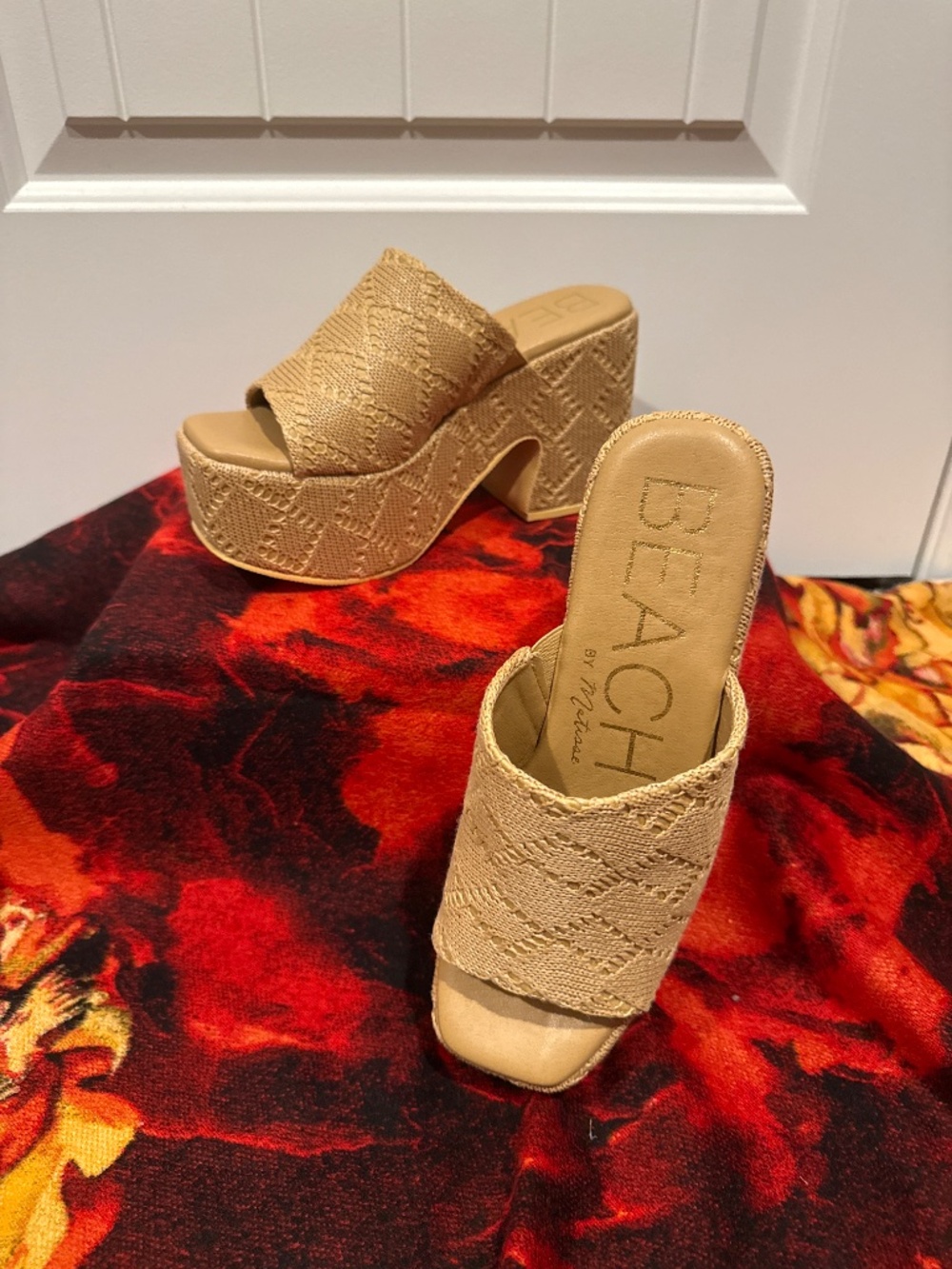 Women’s Platform Sandals - Picture 3 of 4